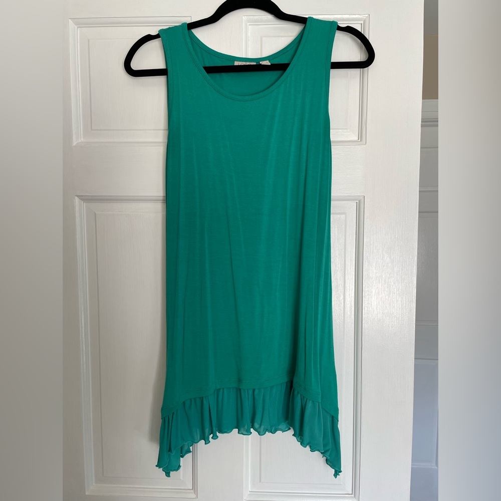 LOGO Layers by Lori Goldstein  Tank Top Solid Green with Mesh Hem